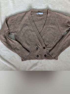 3/$30 Zara Taupe/Brown V-Neck Double-Button Knit Sweater